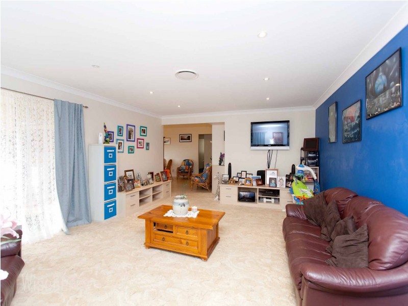 16 Allumba Close, Taree NSW 2430