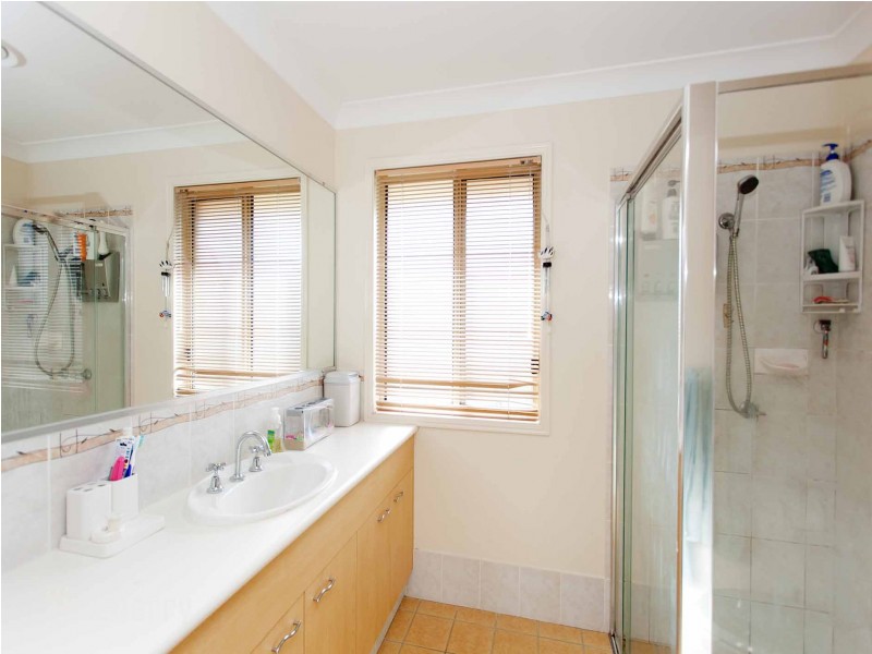 16 Allumba Close, Taree NSW 2430