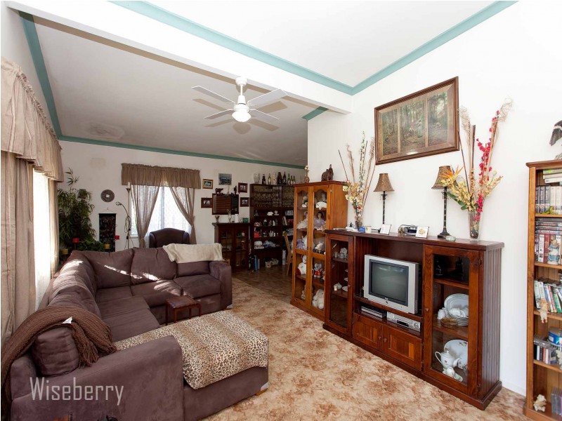 28 Kanangra Drive, Taree NSW 2430