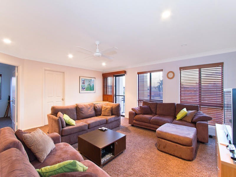 34 Sunshine Bvd, Broadbeach Waters QLD 4218