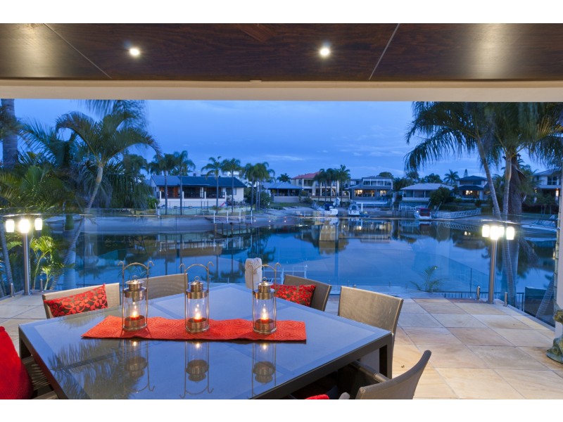 28 Tosti Street, Sorrento QLD 4217