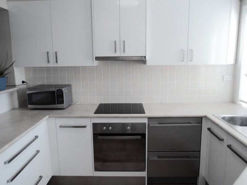 6 Lowood Court, Varsity Lakes QLD 4227