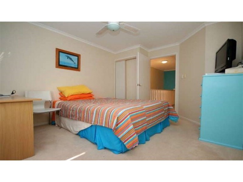 6 Lowood Court, Varsity Lakes QLD 4227