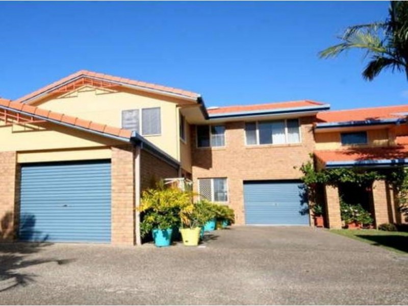 6 Lowood Court, Varsity Lakes QLD 4227