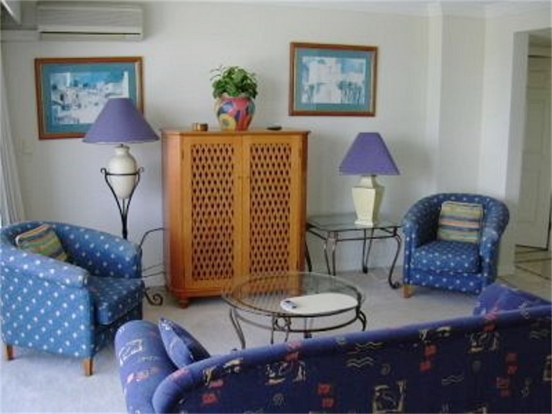 90 Surf Parade, Broadbeach QLD 4218