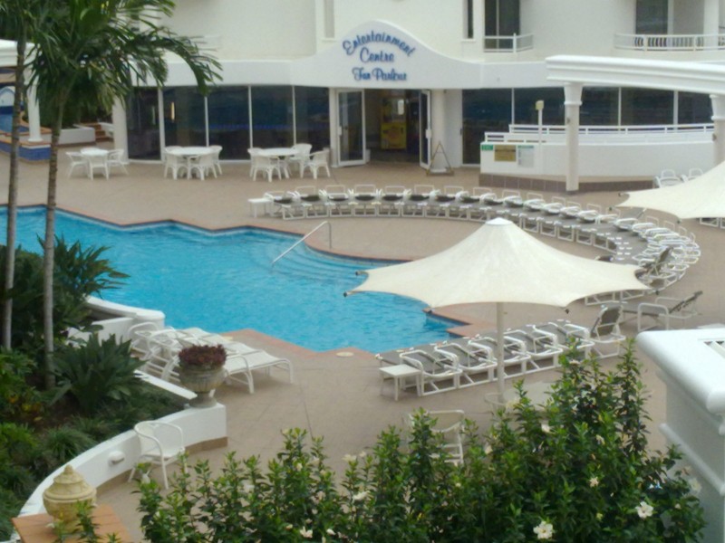 90 Surf Parade, Broadbeach QLD 4218