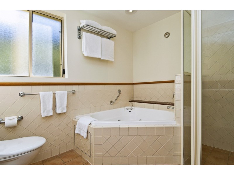 9106/64 Palm Meadows, Carrara QLD 4211