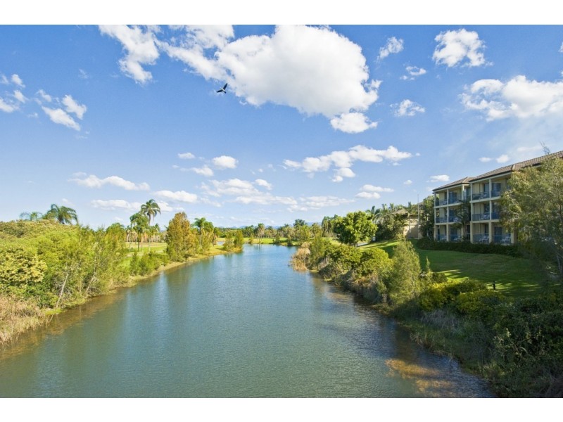 9106/64 Palm Meadows, Carrara QLD 4211