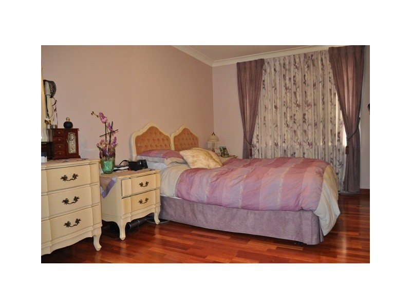 21 Thurbon Avenue, Peakhurst NSW 2210