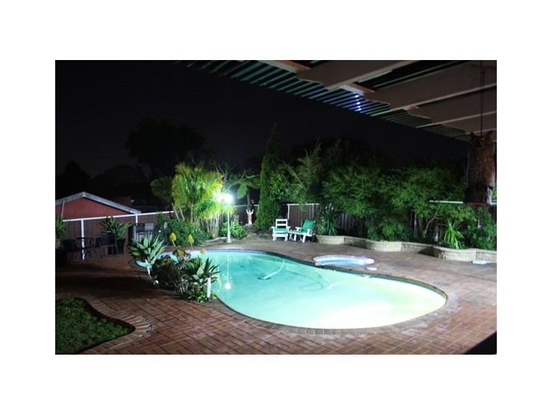 21 Thurbon Avenue, Peakhurst NSW 2210