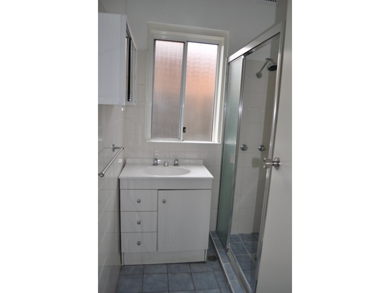 182 Bonds Road, Riverwood NSW 2210