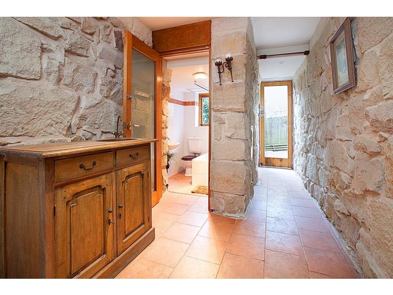 32 Goodchap Road, Chatswood NSW 2067