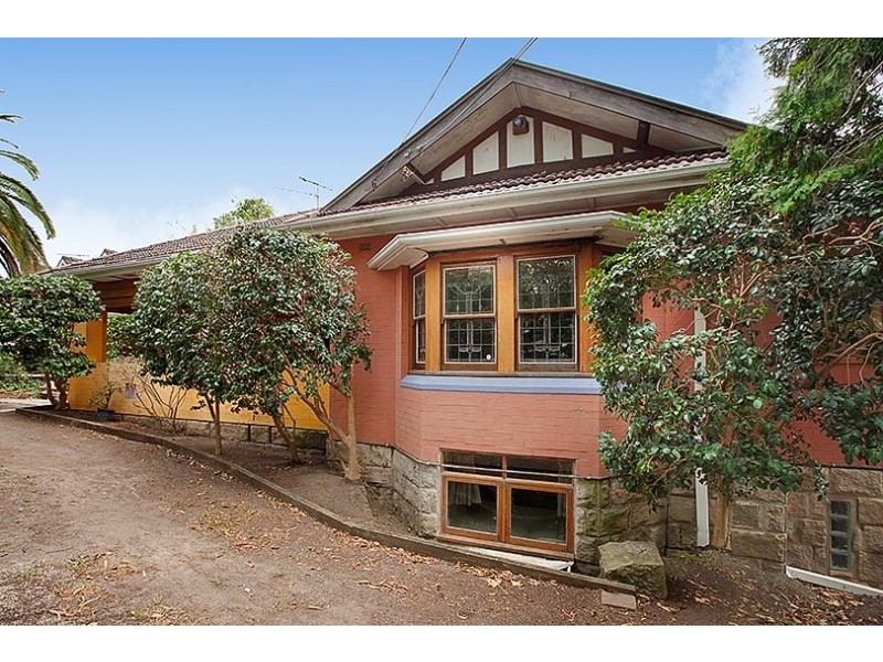 32 Goodchap Road, Chatswood NSW 2067