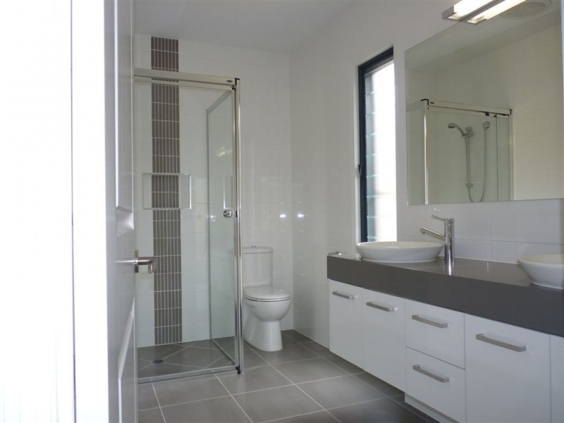 5 Peachtree Crescent, Peregian Springs QLD 4573