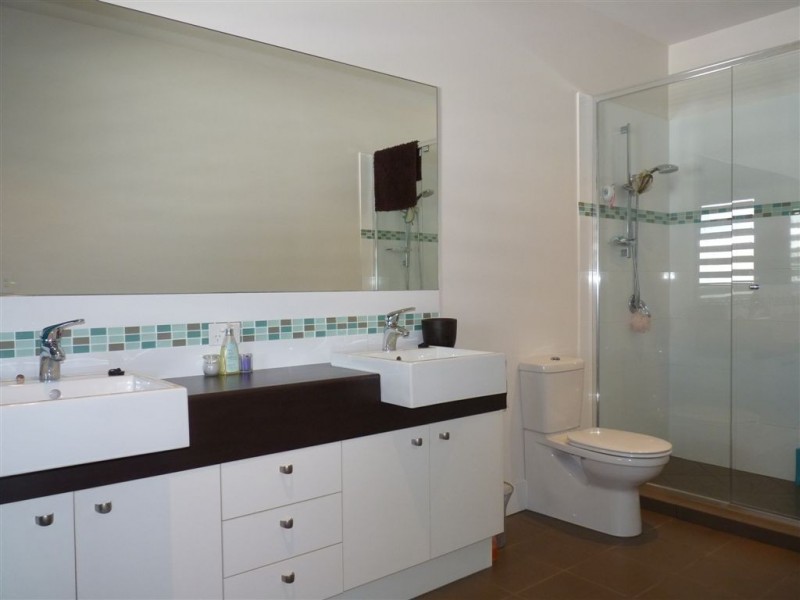 16 Boardrider Crescent, Mount Coolum QLD 4573