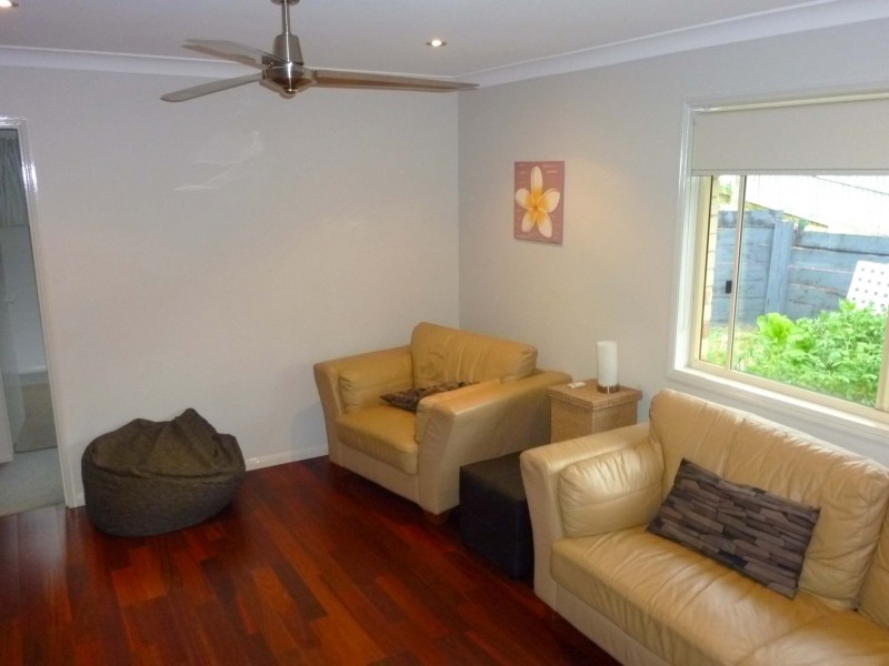 8 Egret Ave, Woombye QLD 4559