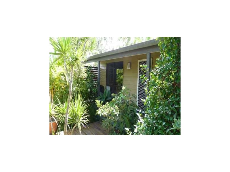 11 Yango St, Pacific Paradise QLD 4564