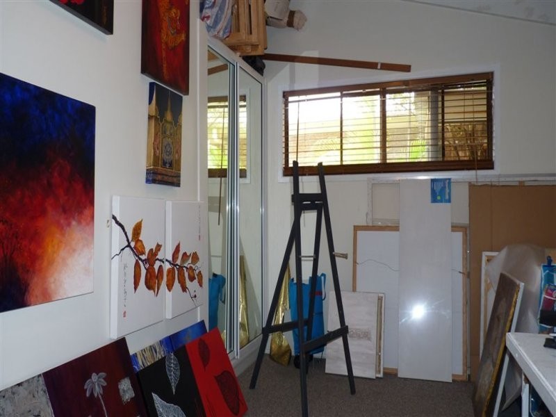 11 Yango St, Pacific Paradise QLD 4564