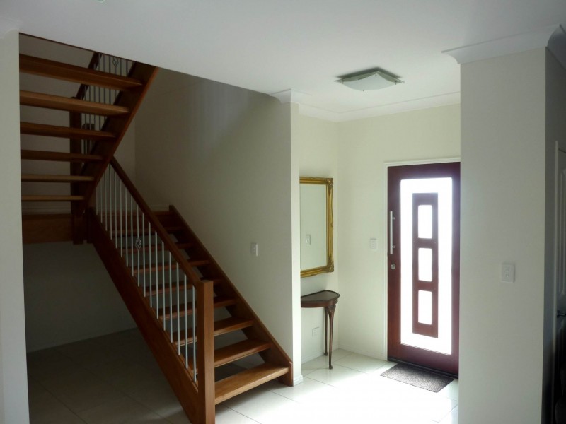 2/3 Orsova Tce, Caloundra QLD 4551