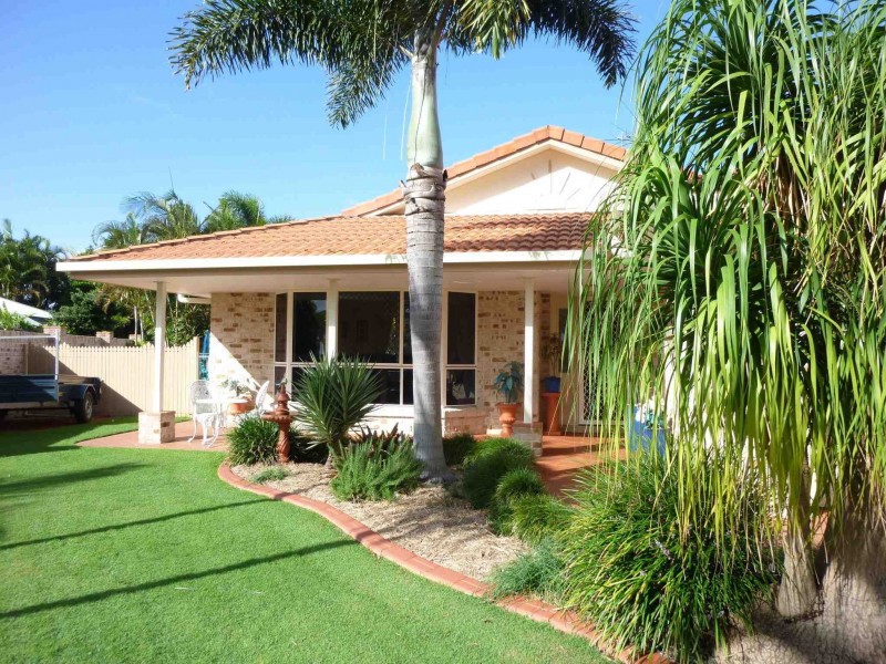 6 Amity Crt, Pelican Waters QLD 4551