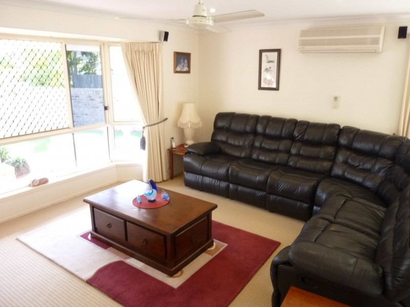 6 Amity Crt, Pelican Waters QLD 4551