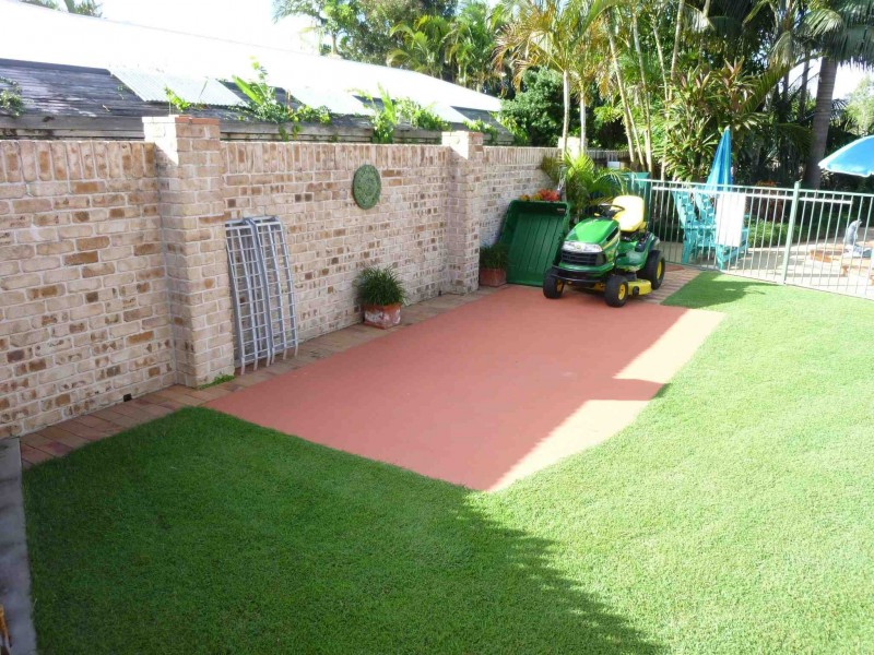 6 Amity Crt, Pelican Waters QLD 4551