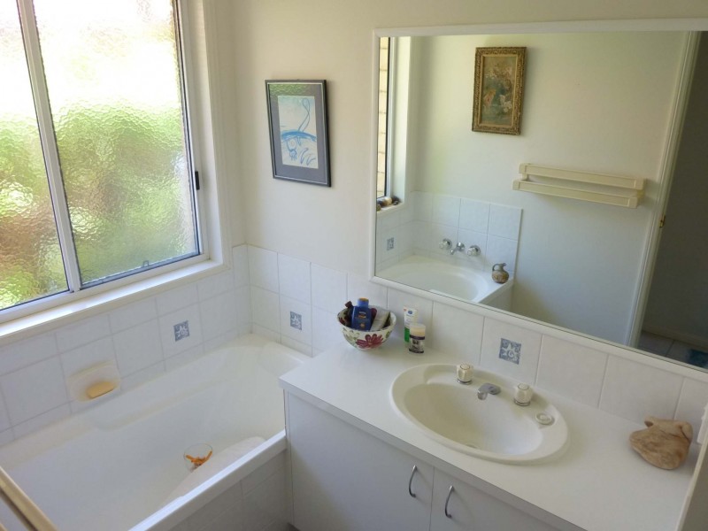 1 Sittella Court, Noosa Heads QLD 4567