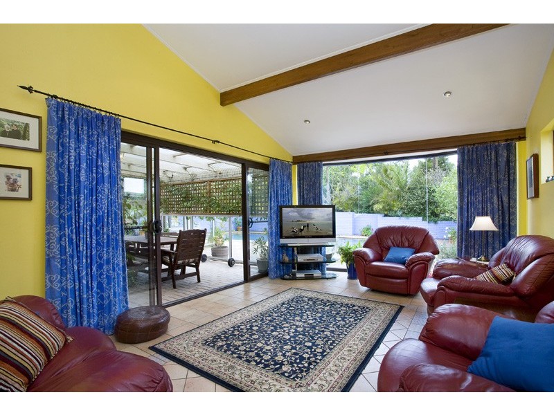 19 Nebo Drive, Figtree NSW 2525