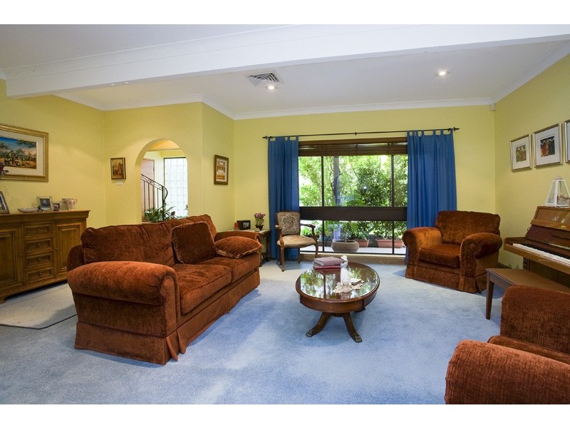 19 Nebo Drive, Figtree NSW 2525