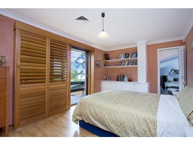 19 Nebo Drive, Figtree NSW 2525