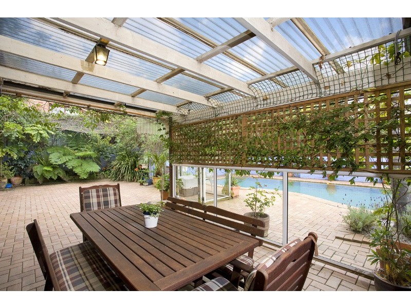 19 Nebo Drive, Figtree NSW 2525