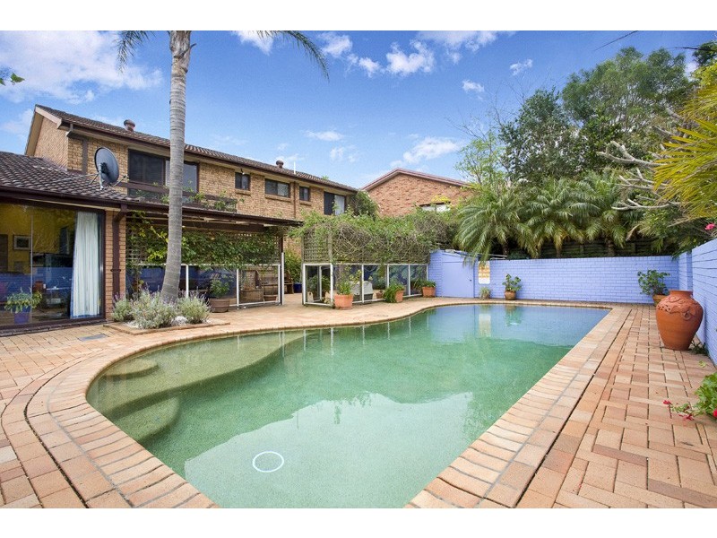 19 Nebo Drive, Figtree NSW 2525