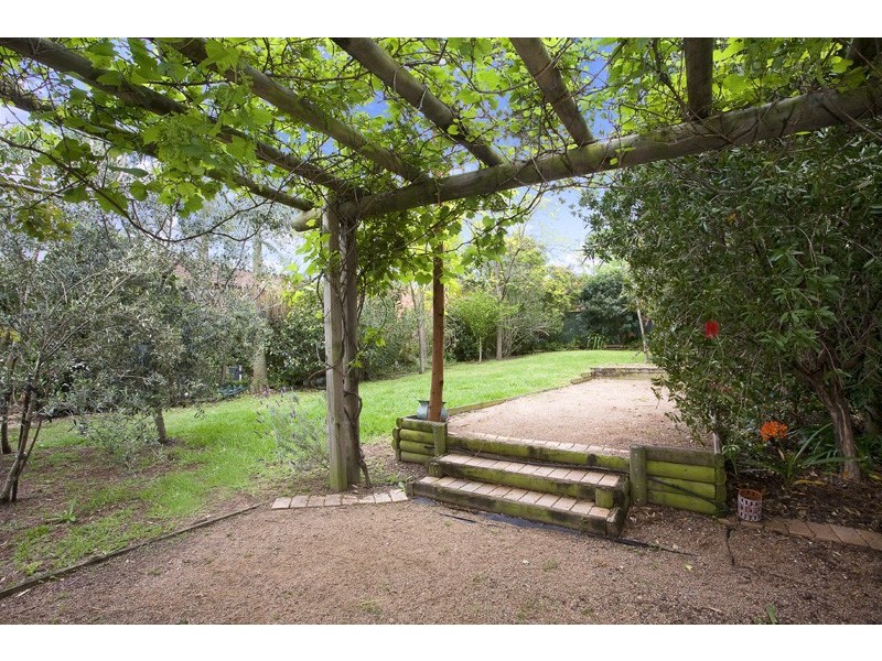 19 Nebo Drive, Figtree NSW 2525