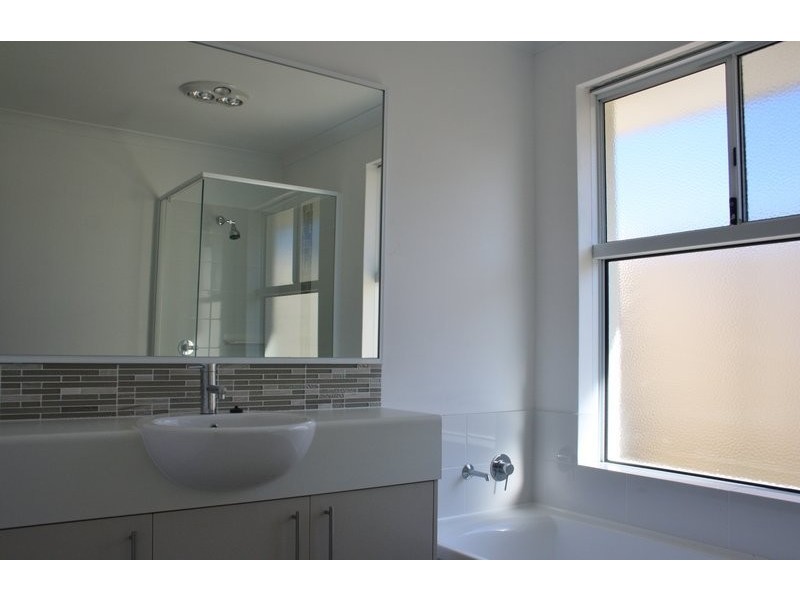 8 Rimfire Road, Baldivis WA 6171