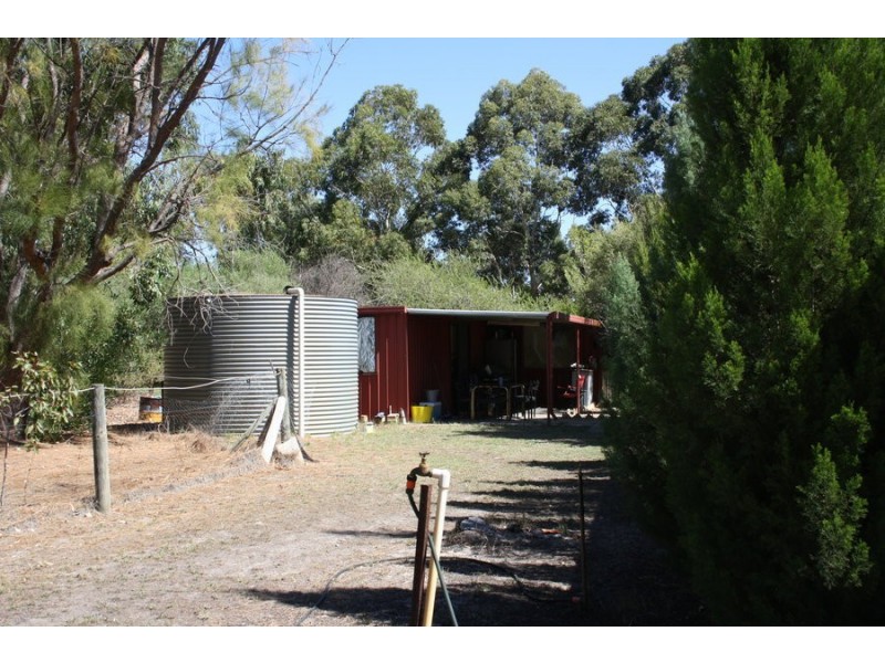 25 Carlson Place, Banjup WA 6164