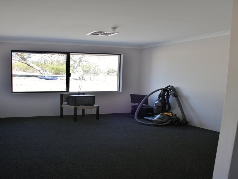 144 Banksia Road, Oldbury WA 6121