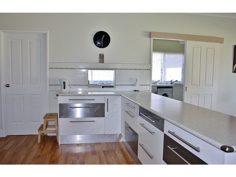 24 Carramar Road, Carramar WA 6031