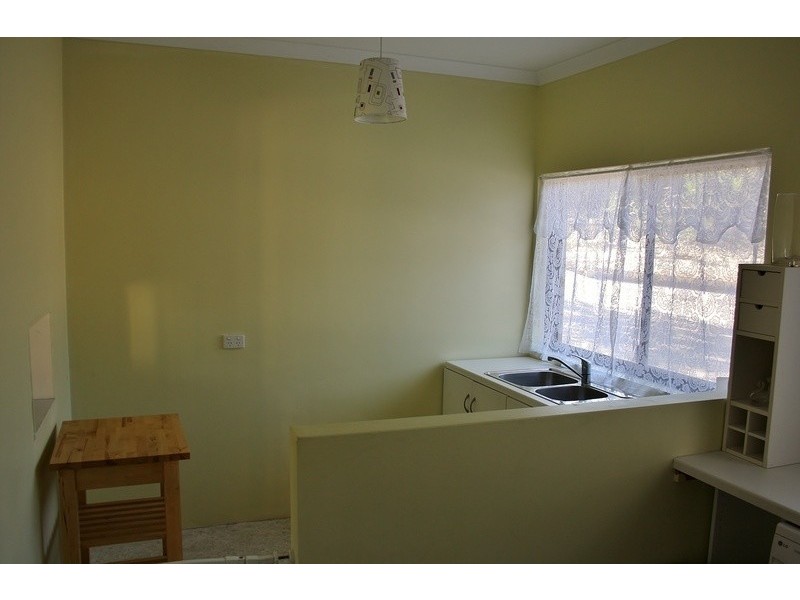 24 Carramar Road, Carramar WA 6031