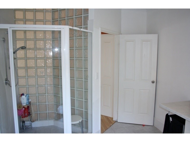 24 Carramar Road, Carramar WA 6031