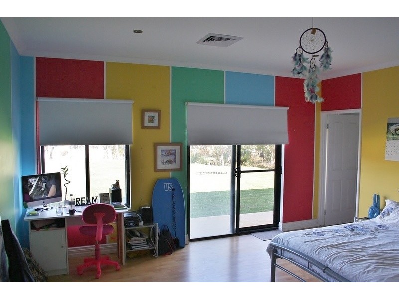 24 Carramar Road, Carramar WA 6031