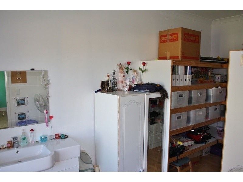 24 Carramar Road, Carramar WA 6031