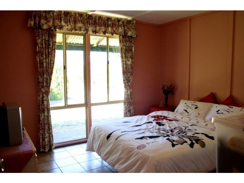 25 Carlson Place, Banjup WA 6164