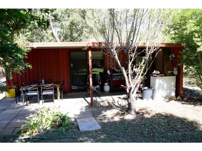 25 Carlson Place, Banjup WA 6164