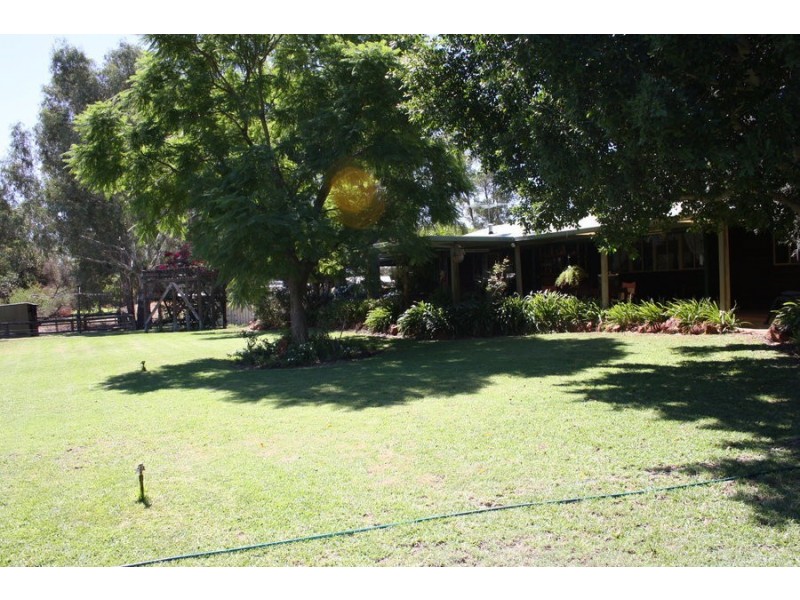 25 Carlson Place, Banjup WA 6164