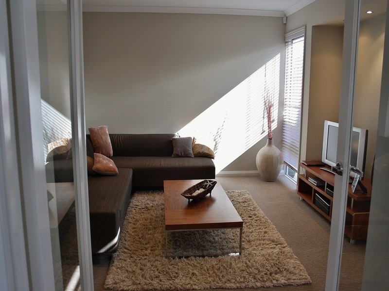 2 Sunny Close, Yanchep WA 6035