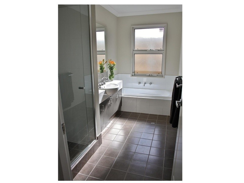 2 Sunny Close, Yanchep WA 6035