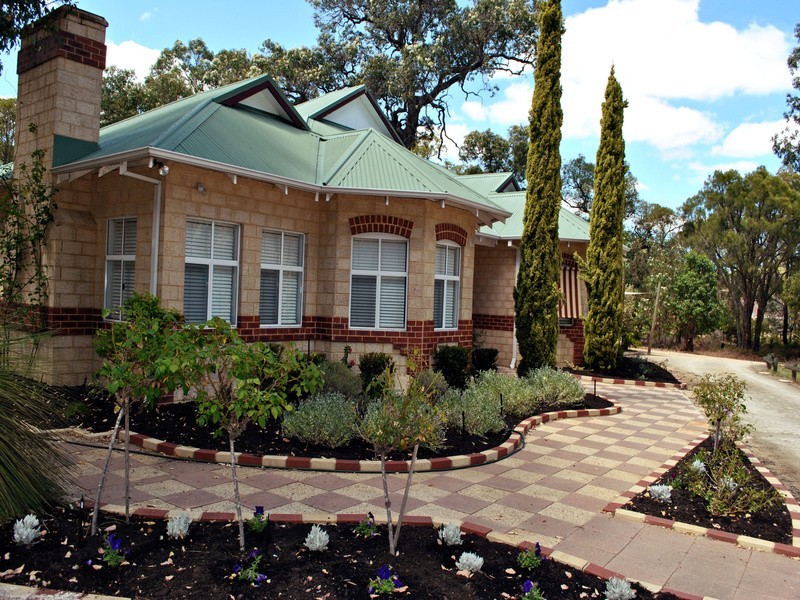 66 Tranquil Drive, Carramar WA 6031