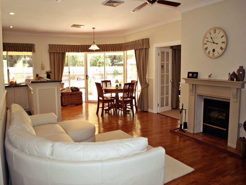 66 Tranquil Drive, Carramar WA 6031