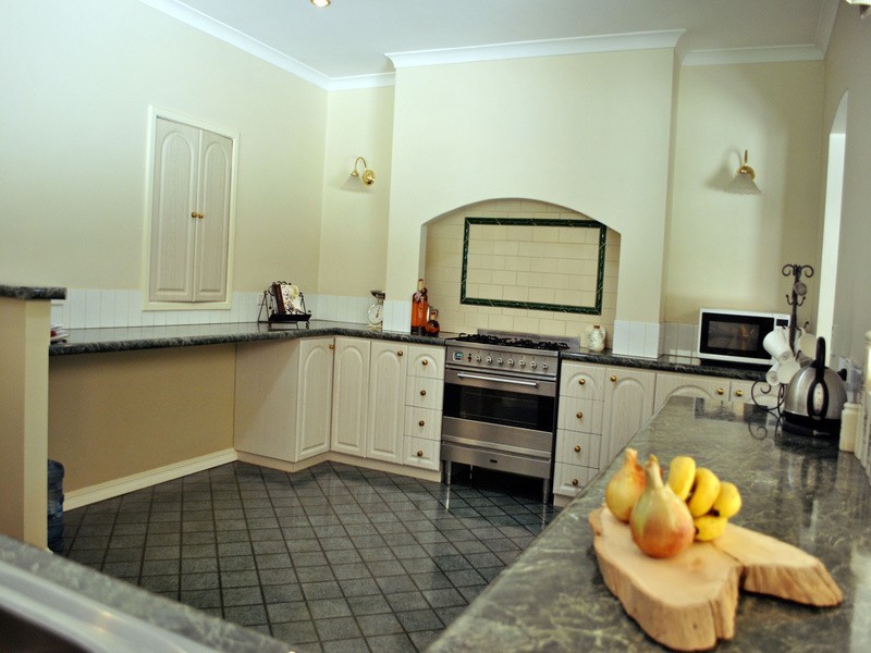 66 Tranquil Drive, Carramar WA 6031