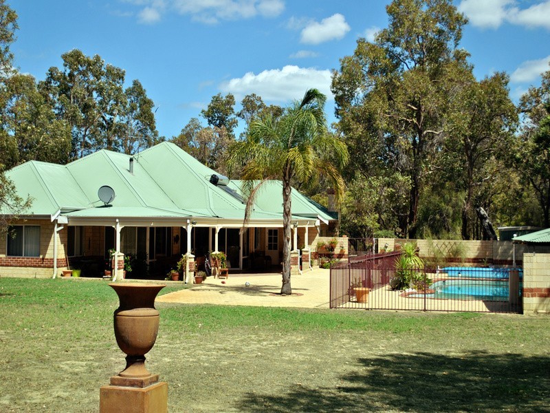 66 Tranquil Drive, Carramar WA 6031